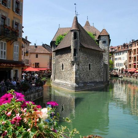 The One Suite Annecy Ngoại thất bức ảnh
