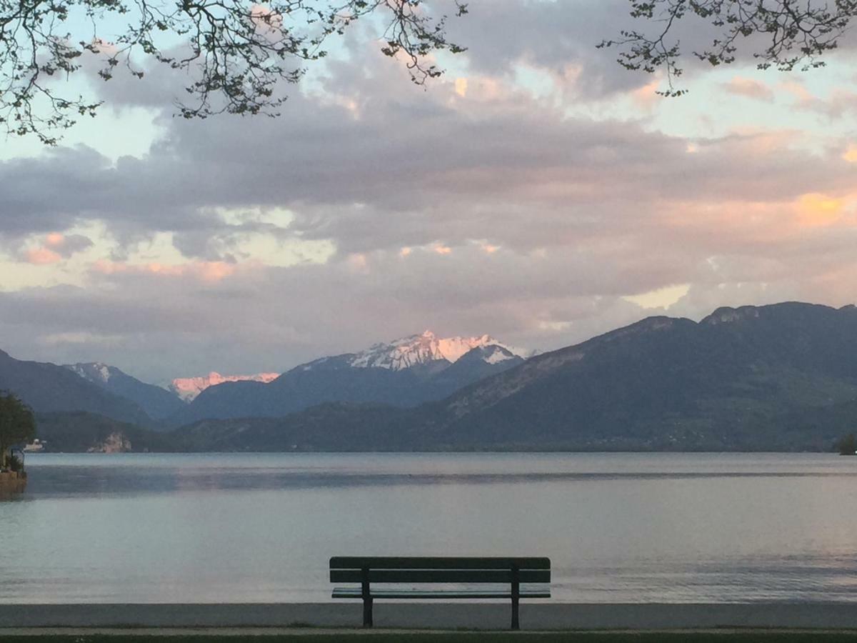 The One Suite Annecy Ngoại thất bức ảnh